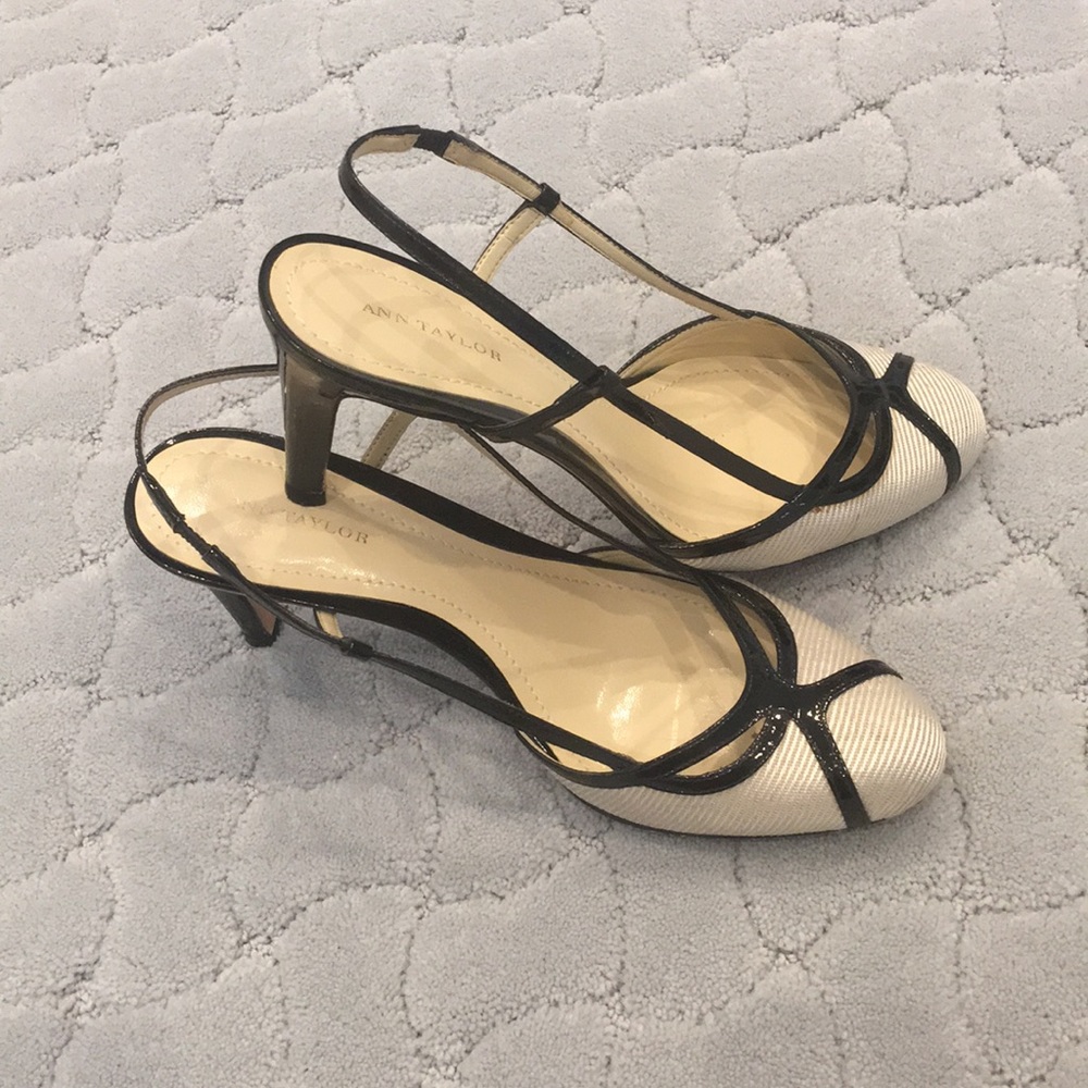Ann Taylor slingbacks size 8